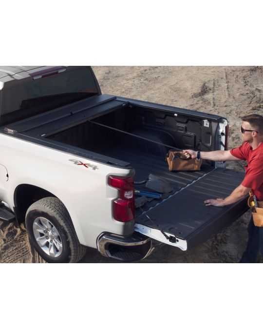 Chevrolet Crew Cab Extended Cab Standard Bed Retractable Tonneau Cover By Roll-N-Lock In Black