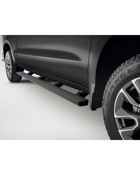 Chevrolet Work Step Rectangular Assist Steps In Black For Crew Cab