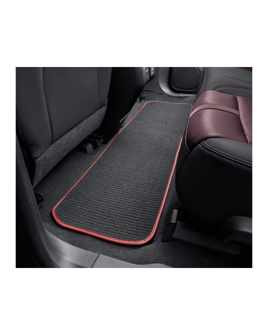 Chevrolet Second Row Premium Carpeted Floor Mat In Jet Black With Red Binding