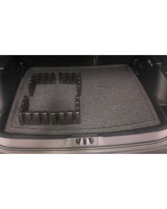 Ford Cargo Area Protector With Locks