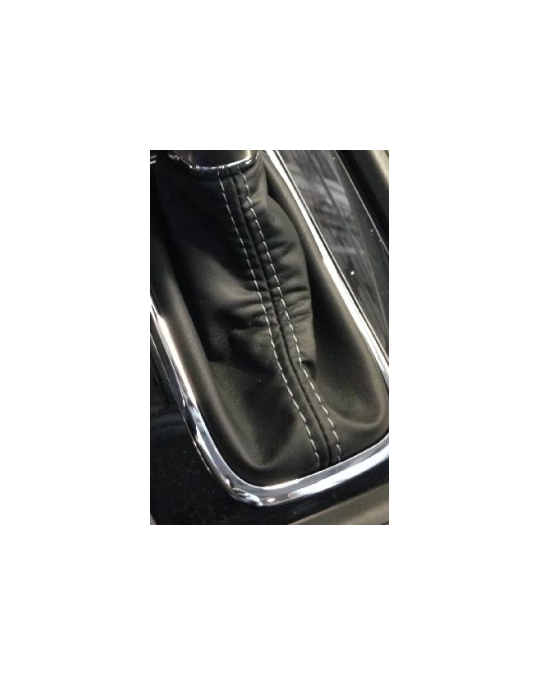 Subaru Shift Boot - 2.5I - White Stitching